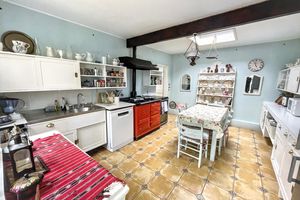 2a Preston Park Avenue